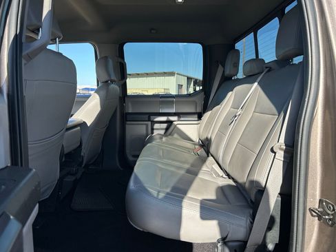 Used 2019 Ford F150 XLT w/ Equipment Group 302A Luxury RWD image 13