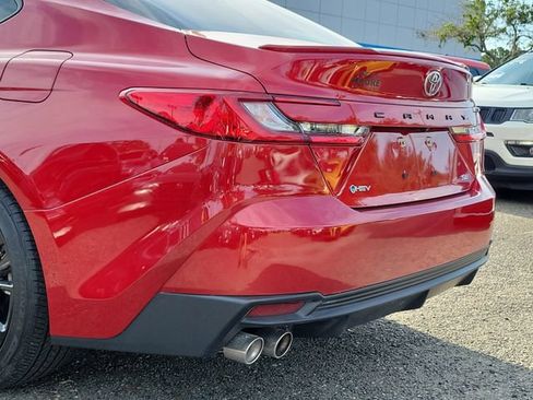 Used 2025 Toyota Camry SE w/ Multimedia Upgrade Package FWD image 9