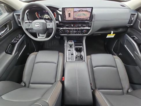 New 2026 Nissan Pathfinder SL FWD image 20