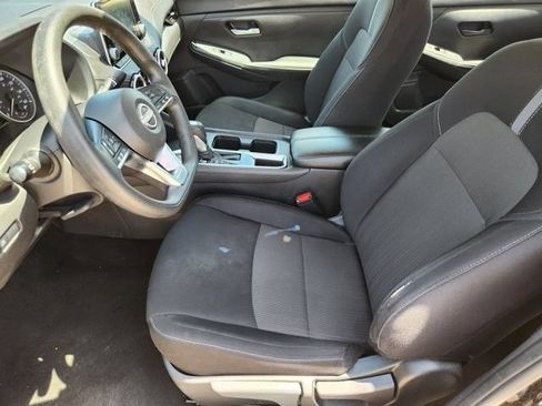 Used 2024 Nissan Sentra SV FWD image 13