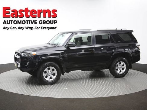 Used 2015 Toyota 4Runner SR5 AWD/4WD image 60