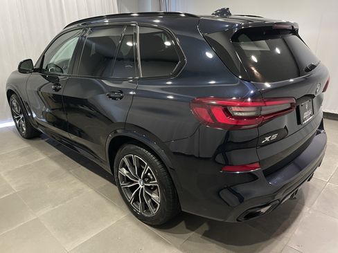 Used 2022 BMW X5 xDrive40i w/ M Sport Package AWD/4WD image 4