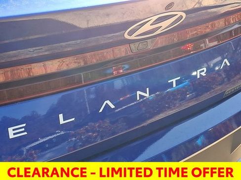 Used 2024 Hyundai Elantra SEL image 24