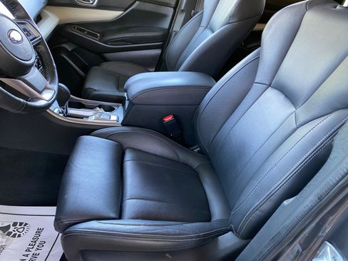 Used 2022 Subaru Ascent Limited AWD/4WD image 25