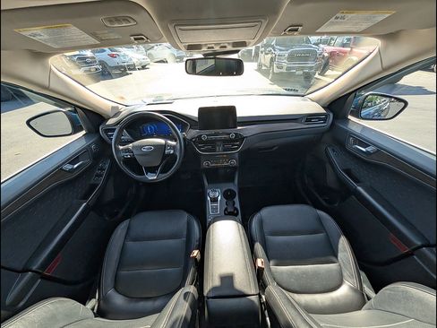 Used 2020 Ford Escape Titanium w/ Titanium Premium Package 2.0 AWD/4WD image 13