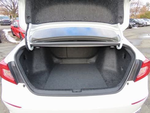 Used 2022 Honda Accord Sport image 11