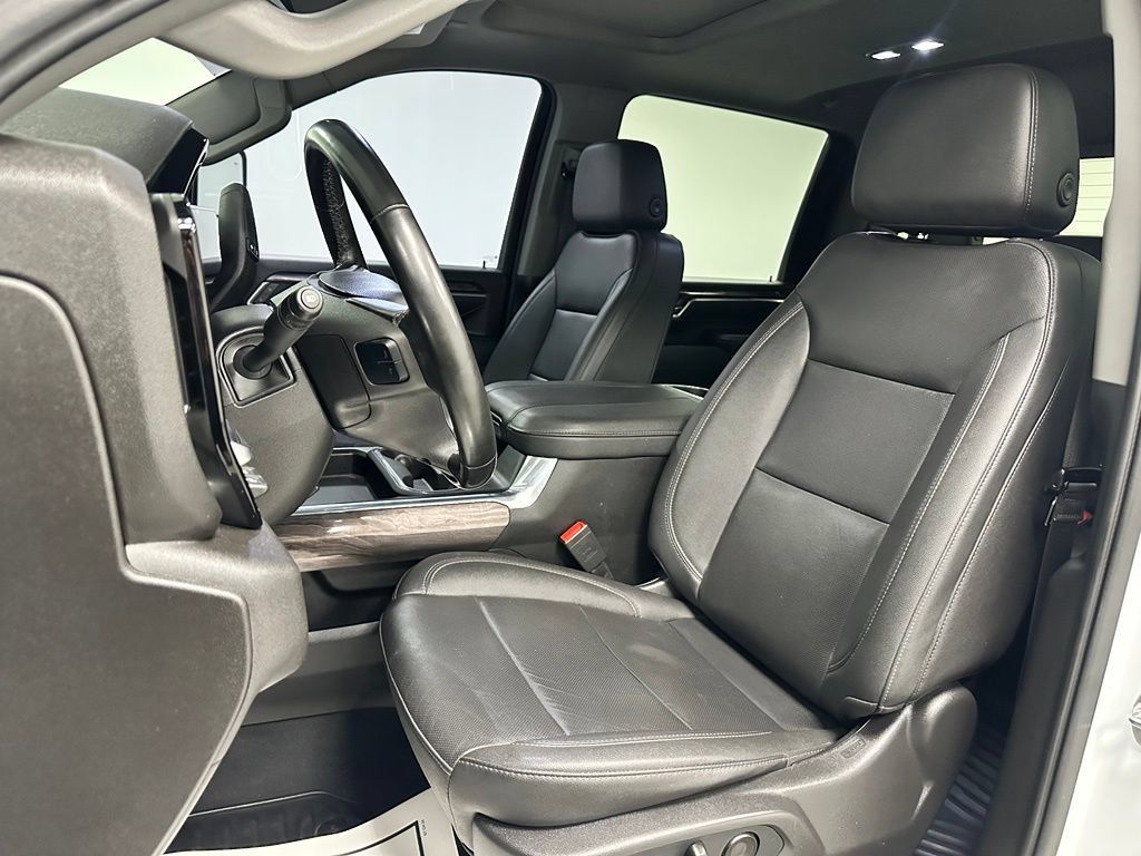 Used 2026 Chevrolet Silverado 2500 LTZ w/ LTZ Premium Package AWD/4WD image 13