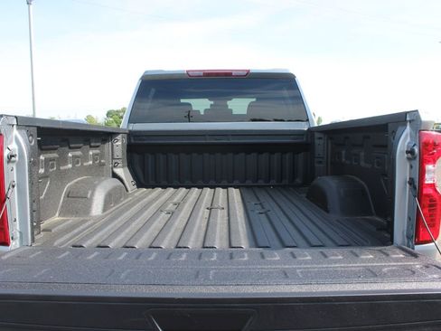 New 2026 Chevrolet Silverado 2500 Custom w/ Custom Value Package AWD/4WD image 16