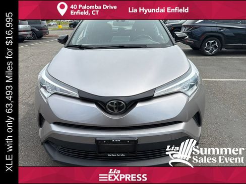 Used 2019 Toyota C-HR XLE FWD image 8