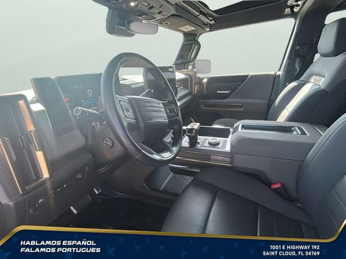 Certified 2025 GMC Hummer EV 2X w/ LPO, Sport Package AWD/4WD image 15