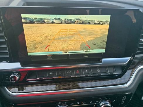 New 2026 GMC Sierra 1500 SLE w/ X31 Off-Road Package image 12