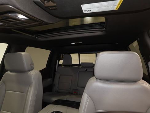 Certified 2021 GMC Sierra 1500 SLT w/ SLT Convenience Package image 19