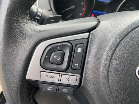 Used 2017 Subaru Legacy 2.5i Limited image 34