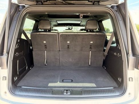 Certified 2023 Jeep Wagoneer Series II AWD/4WD image 19