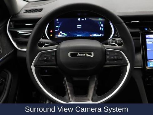 Used 2023 Jeep Grand Cherokee 4WD 4xe w/ Luxury Tech Group II image 31