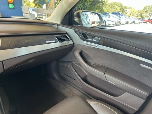Used 2012 Audi A8 L 4.2 image 15