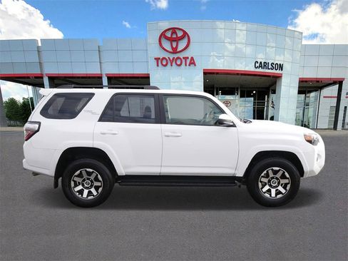 Certified 2024 Toyota 4Runner TRD Off-Road image 4