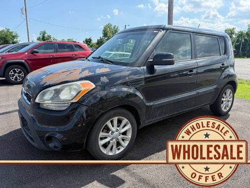 Used 2012 Kia Soul + FWD image 1