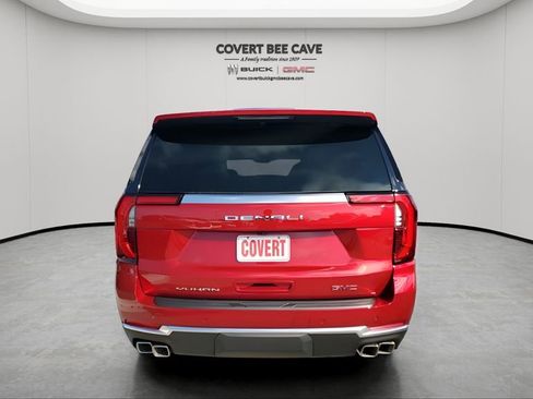 New 2026 GMC Yukon Denali w/ Sun & Power Step Package image 8