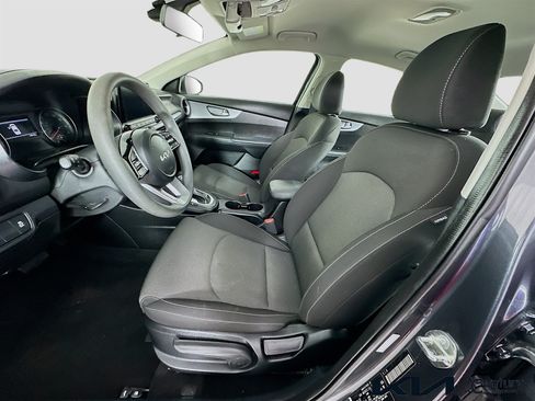 Used 2023 Kia Forte LXS FWD image 19