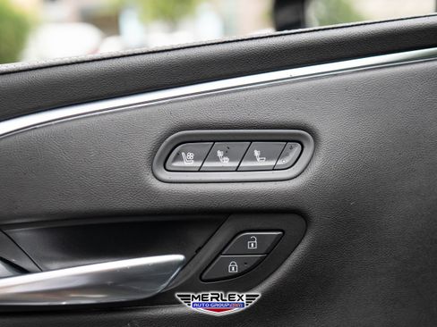 Used 2022 Cadillac Escalade ESV Premium Luxury image 45