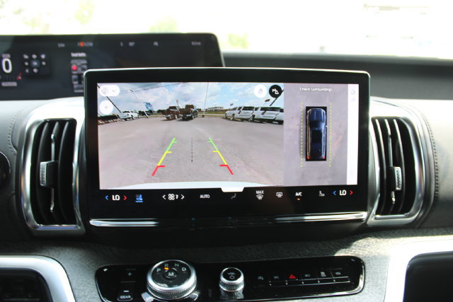 New 2027 Ford Expedition Tremor w/ Driver's Package AWD/4WD image 13