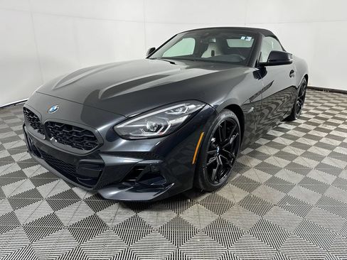 Used 2026 BMW Z4 sDrive30i w/ Convenience Package RWD image 1