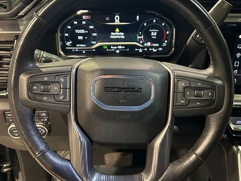 Used 2025 GMC Sierra 2500 Denali Ultimate AWD/4WD image 16