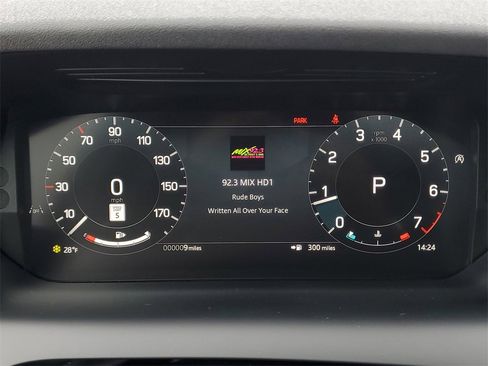 New 2026 Land Rover Discovery Sport Landmark image 14