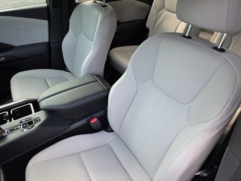 Used 2025 Lexus TX 350 AWD w/ Technology Package image 12