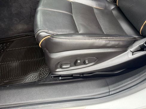 Used 2015 Chevrolet Impala LTZ FWD image 11