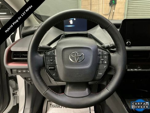 Used 2023 Toyota Prius Prime SE image 19
