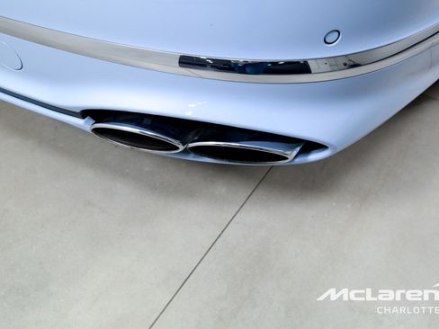 Used 2022 Bentley Flying Spur V8 image 37