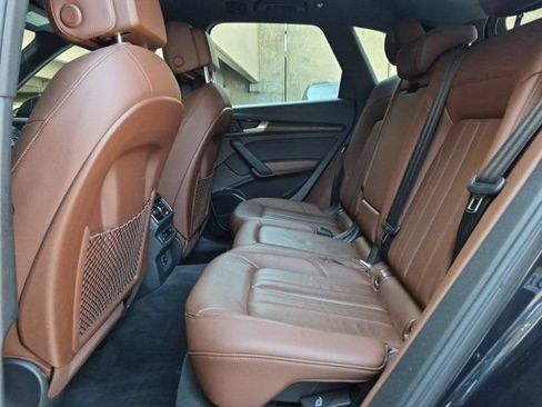 Used 2018 Audi Q5 2.0T Premium Plus w/ Premium Plus Package AWD/4WD image 10
