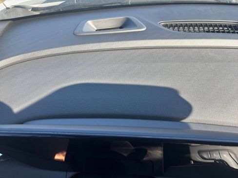 Used 2025 Buick Envista Preferred image 34