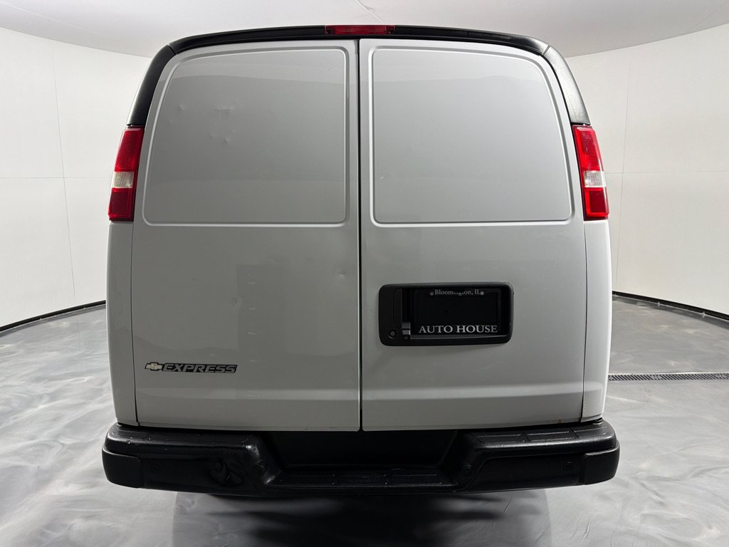 Used 2019 Chevrolet Express 3500 Extended w/ Driver Convenience Package RWD image 5