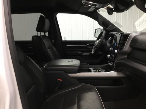 Used 2024 RAM 1500 Laramie AWD/4WD image 22