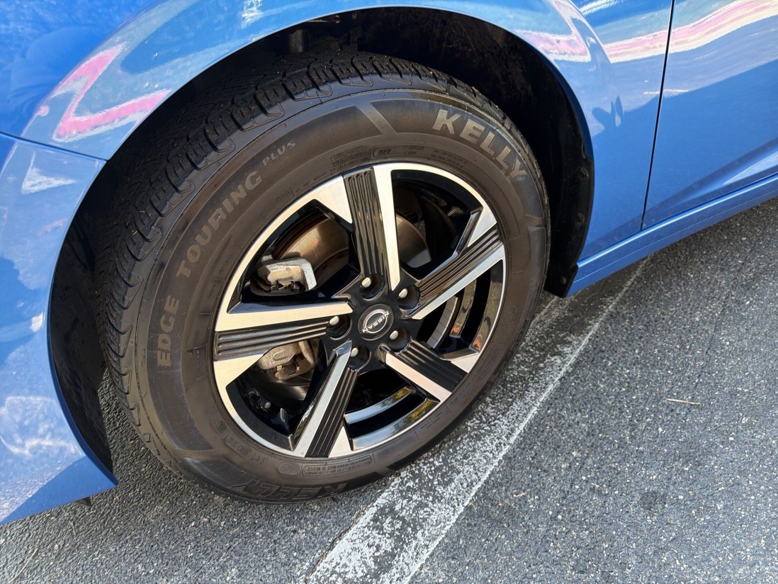 Used 2024 Nissan Sentra SV FWD image 12