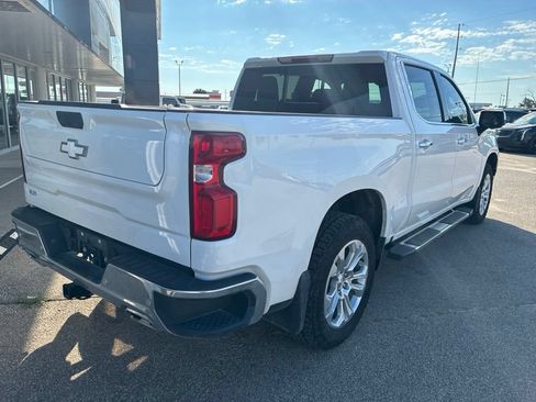 Used 2022 Chevrolet Silverado 1500 LTZ AWD/4WD image 3