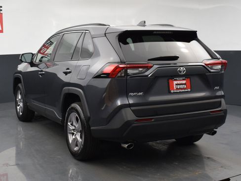 Used 2025 Toyota RAV4 XLE FWD image 3