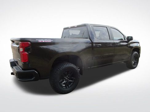 Used 2019 Chevrolet Silverado 1500 Custom Trail Boss w/ Custom Convenience Package image 8