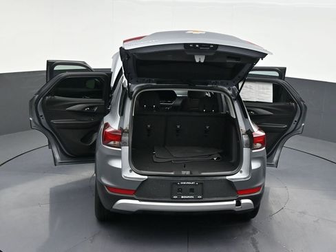 Used 2024 Chevrolet TrailBlazer LT image 35