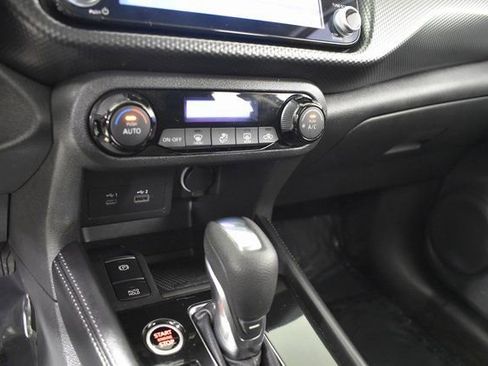 Used 2021 Nissan Kicks SV image 21