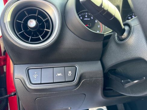 Used 2021 Kia Forte LXS FWD image 39