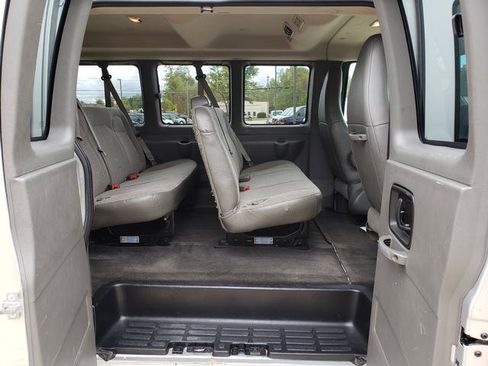 Used 2016 Chevrolet Express 2500 LS image 12