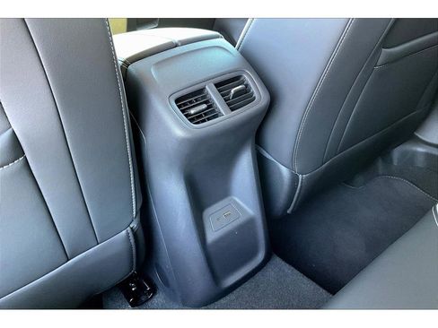 Used 2025 Buick Envision Sport Touring image 10