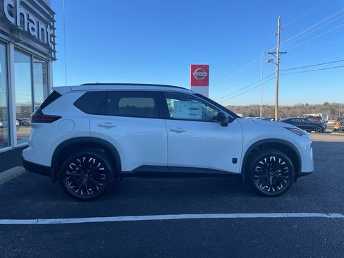 New 2026 Nissan Rogue SV image 23