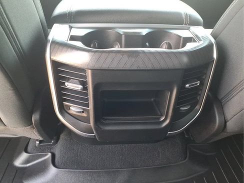 Used 2025 RAM 1500 Big Horn AWD/4WD image 15