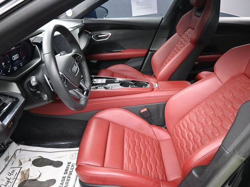 Used 2023 Audi e-tron GT Premium Plus w/ Performance Package image 26