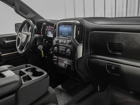 Used 2022 Chevrolet Silverado 2500 LT AWD/4WD image 13